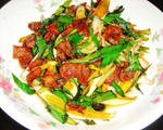 蒜苗炒肉