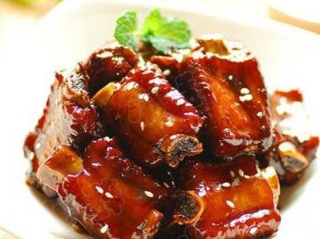 糖醋排骨是哪里的菜？