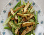 芹菜炒豆干