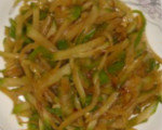 辣椒丝炒萝卜丝