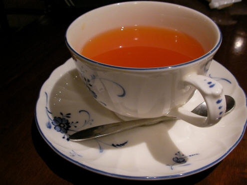 2杯茶舒缓坐骨神经痛 找...