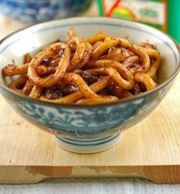 杂酱炒乌冬