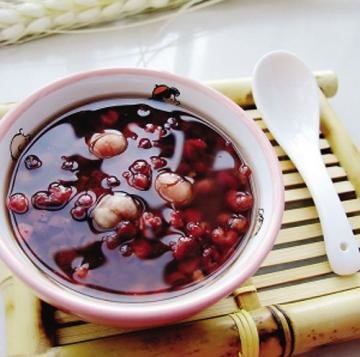 赤小豆薏米粥的功效