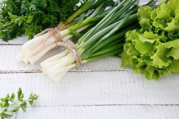 小葱的保存方法：2个不变...