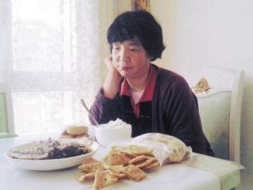 老人没食欲做五味豆腐助开...
