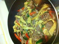 腐竹烧肉的做法