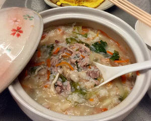 酸菜肉糜粥