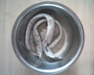 怎么洗带鱼才能快速洗干净...