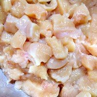 孜然鸡肉粒的做法 步骤1
