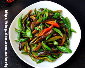 青椒炒茄子