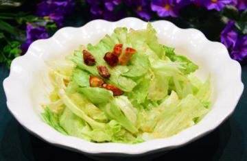 怎样做出美味的手撕包菜？