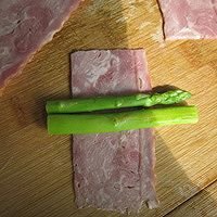 培根芦笋卷微波炉做法图解6