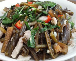 海茸炒肉丝