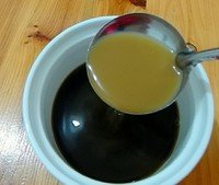 姜汁核桃炖蛋的做法 步骤4