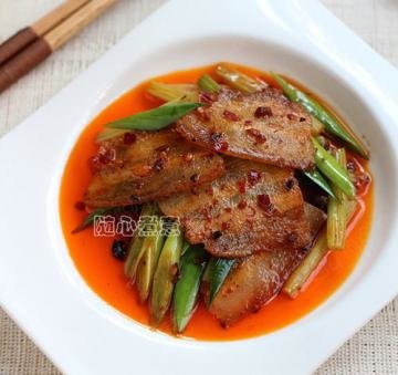 回锅肉和哪些配菜一起炒好...