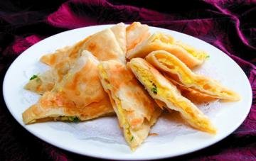 鸡蛋灌饼的面怎么和面？