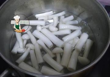 丝瓜菌菇汤的家常做法5