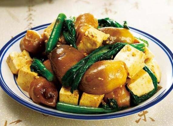 草菇炖豆腐