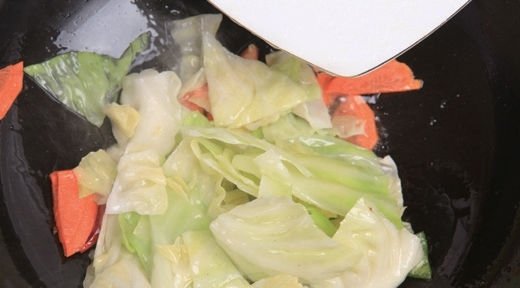 爆炒圆白菜7