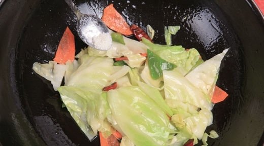 爆炒圆白菜9