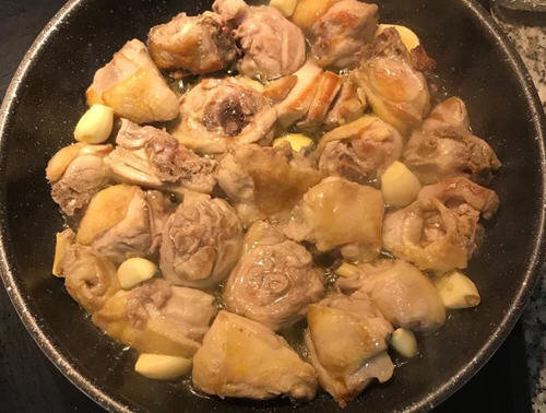 广东三杯鸡的正宗做法图解-最正宗的方式三杯鸡怎么做讲解3