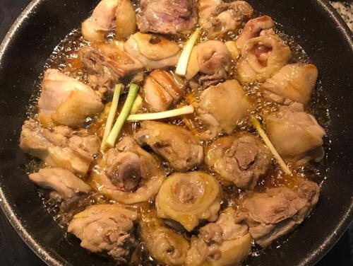 广东三杯鸡的正宗做法图解-最正宗的方式三杯鸡怎么做讲解4