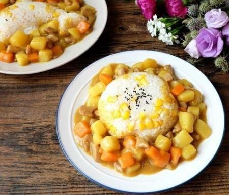土豆胡萝卜咖喱饭