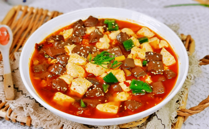 吃【香辣鸭血烩豆腐】补血补铁1