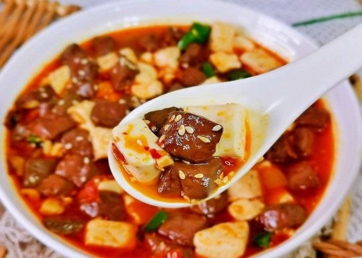 吃【香辣鸭血烩豆腐】补血补铁6