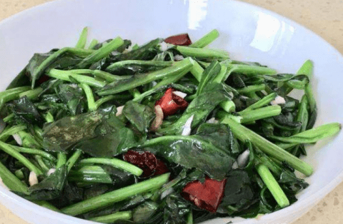 补血养血推荐血皮菜-蒜香血皮菜的烹饪小技巧4