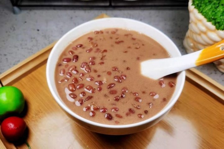 早餐一碗养生粥，健脾养胃，推荐【红豆牛奶粥】4
