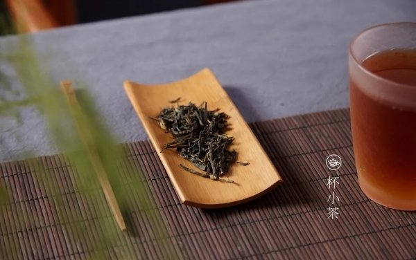 小学问：喝茶配什么点心？