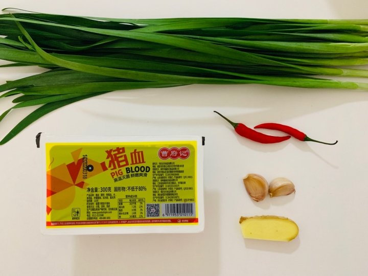 猪血它是“补血之王”，补铁是猪肉的10倍3