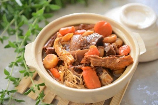 补钙清热护心脏，3块钱能搞定的菜之一，比肉都香！3