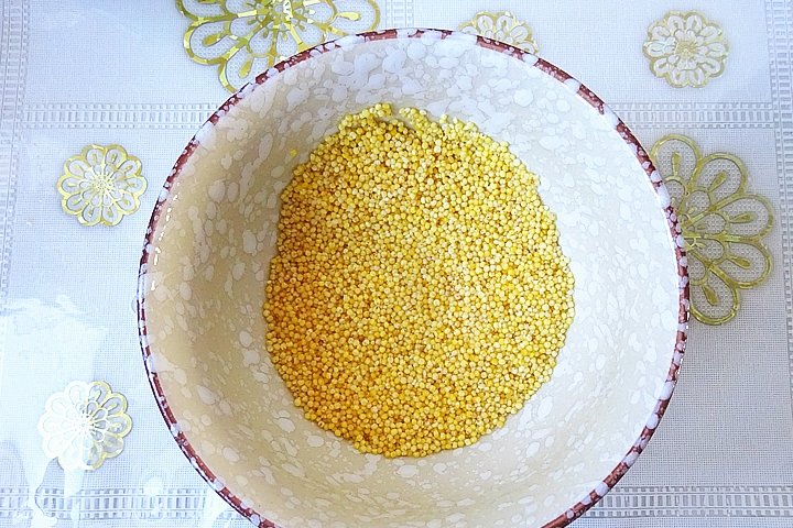 吃黑豆有补肾暖肠胃的功效、推荐【黑豆红薯豆浆】5