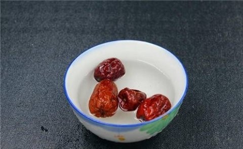女人经期后喝一碗【醪糟桂圆红枣】，补气血暖宫4