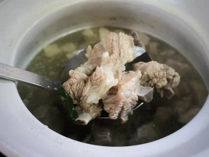 冬至来上一锅【萝卜炖羊排】肉嫩汤鲜，温补御寒10