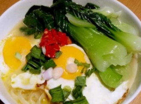 常食【青菜鸡蛋面】不感冒肠胃好，补气宜血1