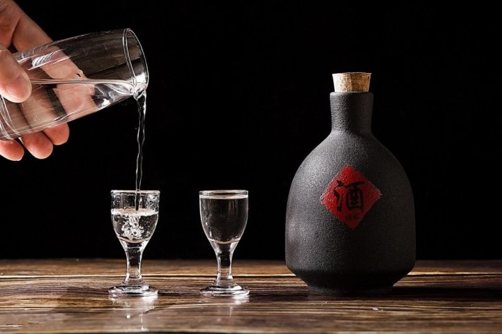 过年囤酒，给大家推荐6款酱香型白酒1