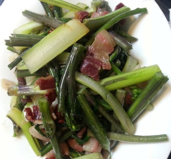 紫菜苔炒腊肉的做法-紫菜苔炒腊肉怎么做好吃6