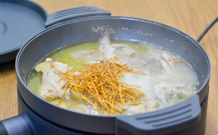 【虫草鸡汤】味鲜肉烂，缓解鼻塞少感冒9