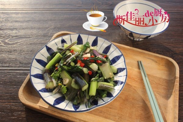 冬天多吃【炝炒红菜苔】-...