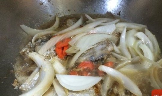 最佳食疗佳品，油润肥美的【葱姜爆带鱼】8