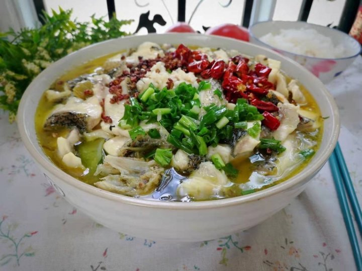 冬天来上一碗【酸菜鱼】滋补驱寒，营养低脂1