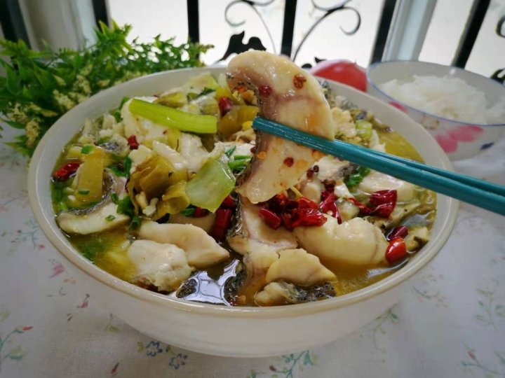 冬天来上一碗【酸菜鱼】滋补驱寒，营养低脂2