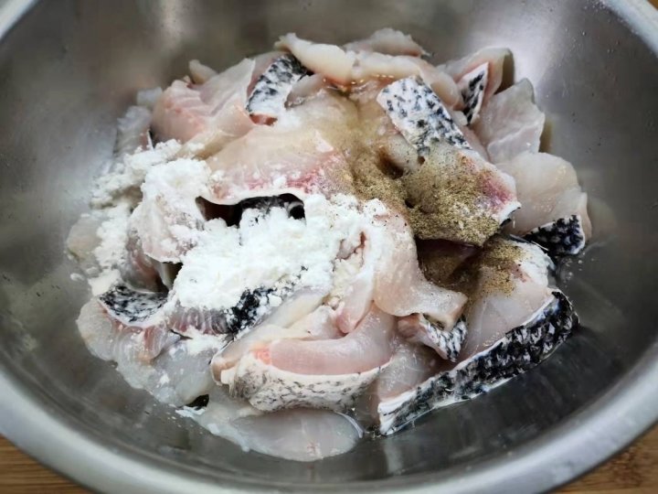 冬天来上一碗【酸菜鱼】滋补驱寒，营养低脂5