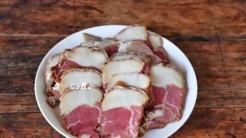 推荐一道荞头的家常做法：荞头炒腊肉5