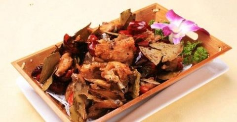 教你用斑兰叶做的鸡肉-斑兰叶的做法3