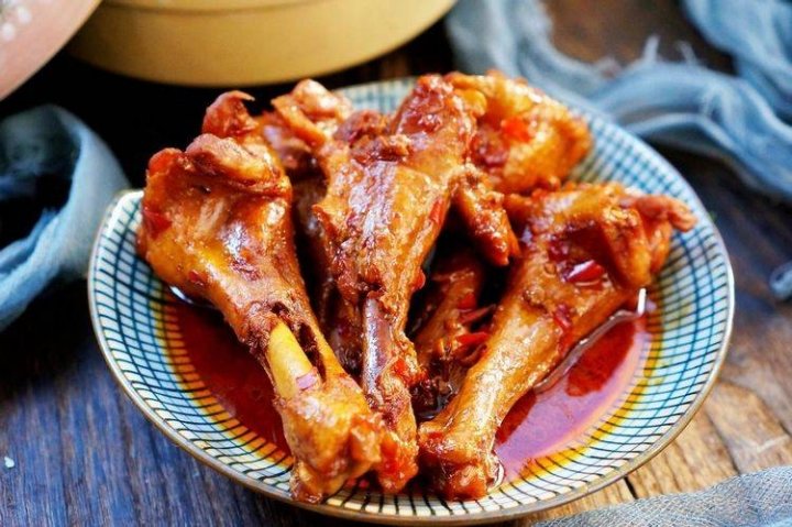 香辣鸭腿怎么做好吃-香辣鸭腿做法2