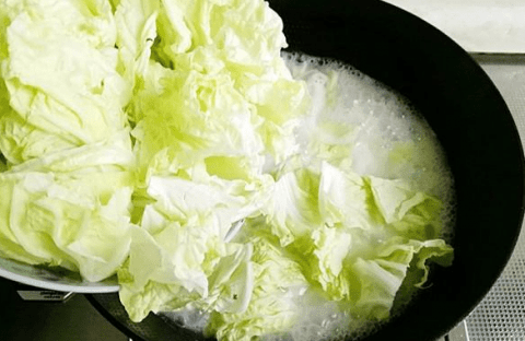 白菜豆腐汤的功效-白菜豆腐汤怎么做3